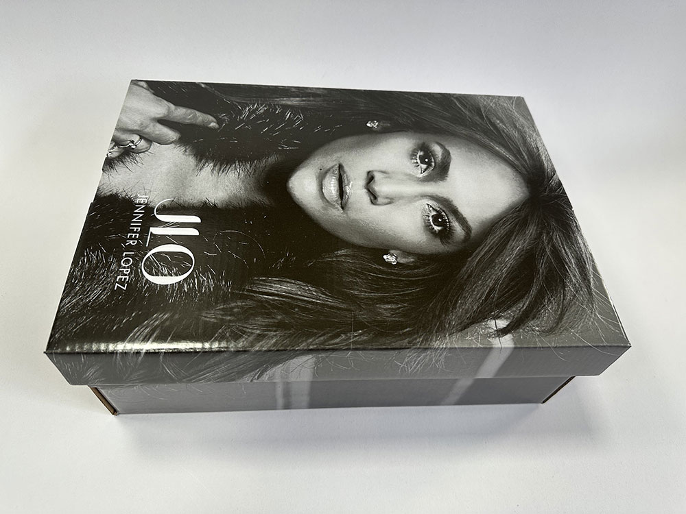 服裝彩盒(hé)定制